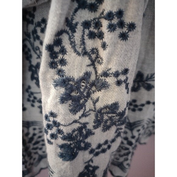 Zara Basic Grey Long Sleeve Tunic Top with Navy Floral Embroidery Size Large - Picture 5 of 11